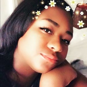 Meet your Posher, Briana